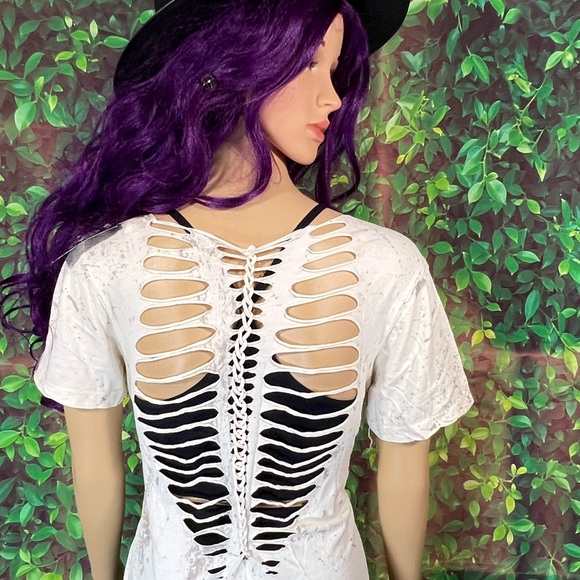 Affliction Women’s T-Shirt - Picture 3 of 12